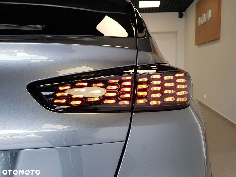 Kia XCeed 1.6 T-GDI Tribute DCT - 10