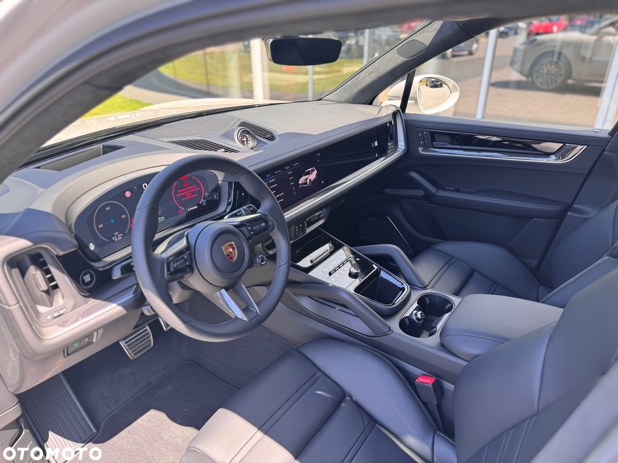 Porsche Cayenne Turbo E-Hybrid PHEV - 8