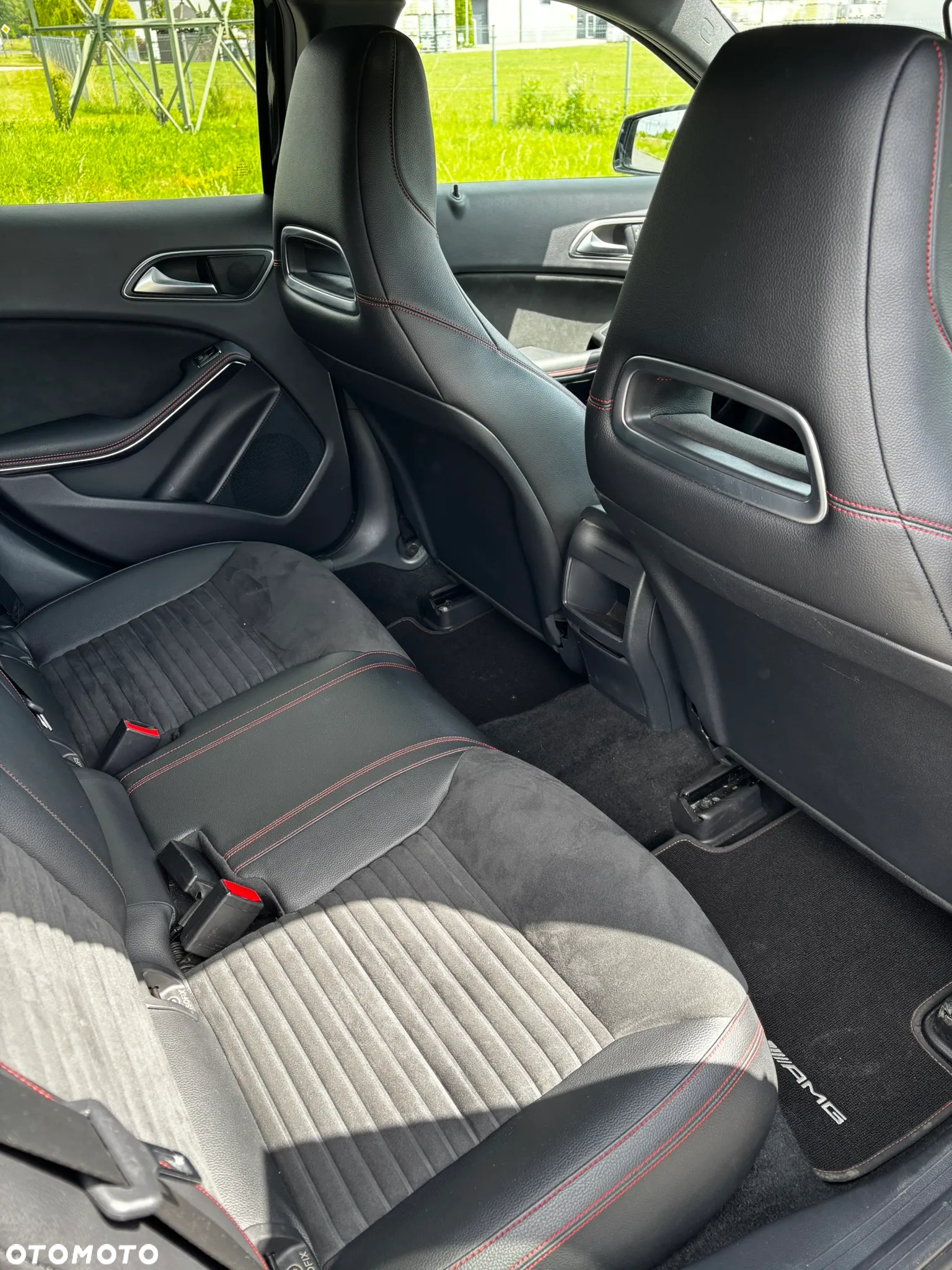 Mercedes-Benz GLA 250 4-Matic - 7