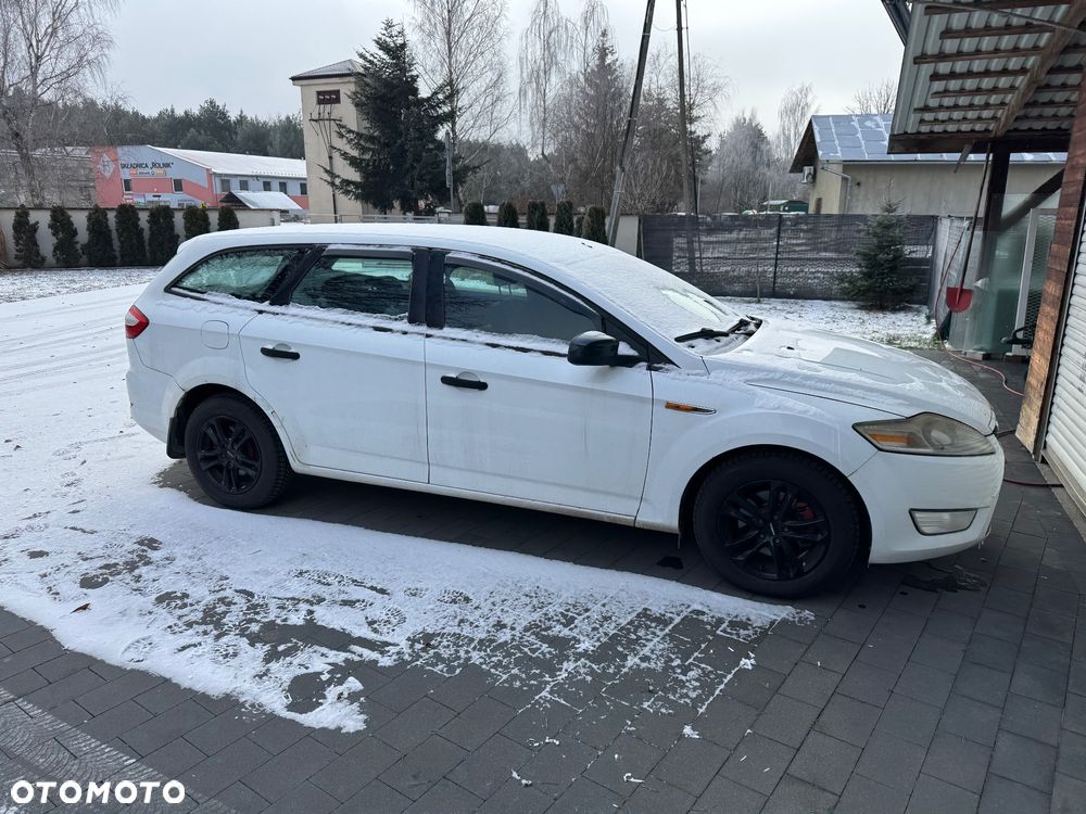 Ford Mondeo 1.8 TDCi Ambiente - 1