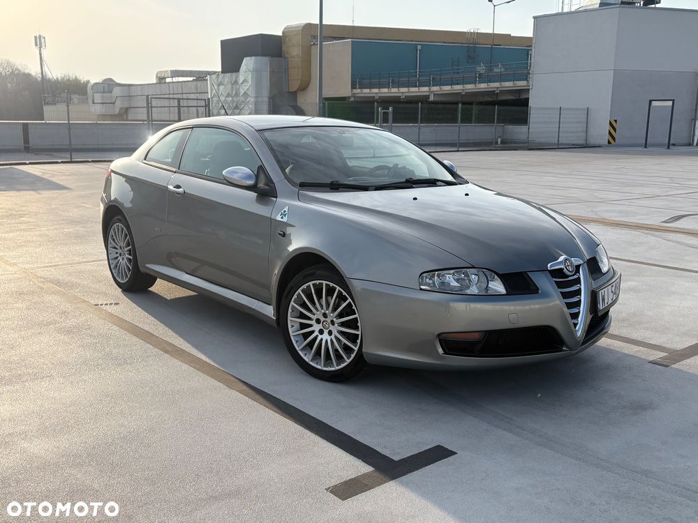 Alfa Romeo GT 1.8TS Impression - 1