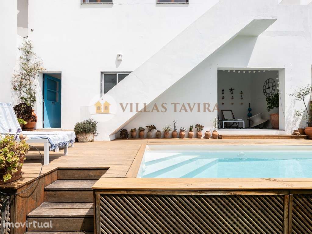 Moradia no Centro da Cidade com Jardim, Piscina e Garagem - Grande imagem: 5/60