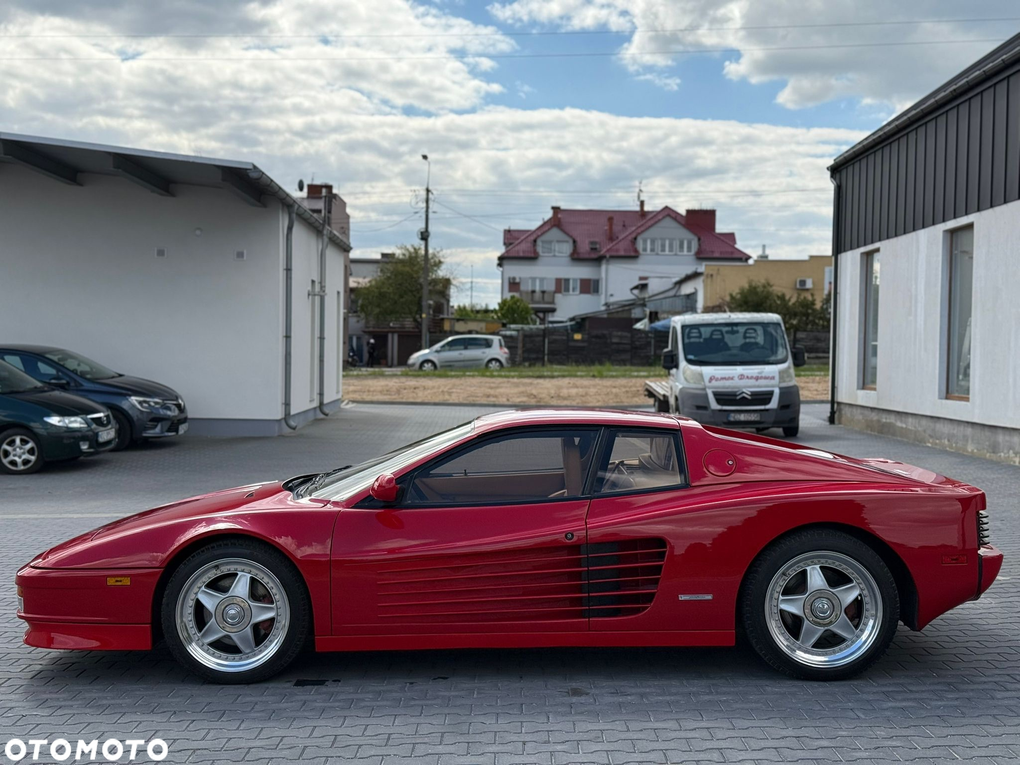 Ferrari Testarossa - 8