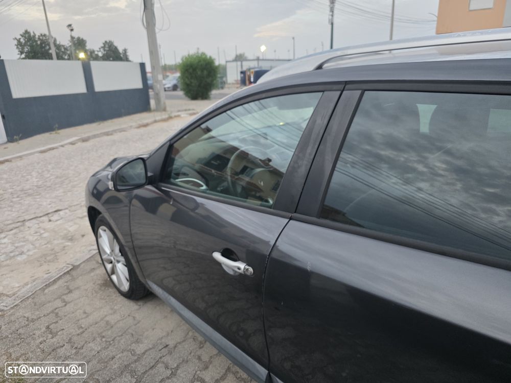 Renault Mégane Sport Tourer 1.5 dCi Dynamique S - 11