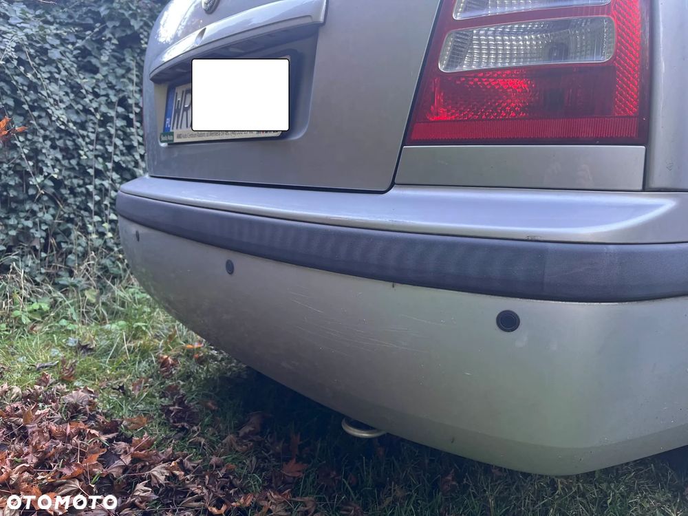 Skoda Octavia 1.6 Tour - 4