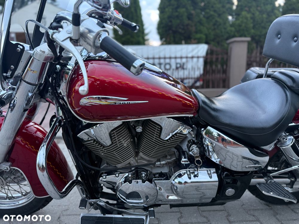 Honda VTX - 25