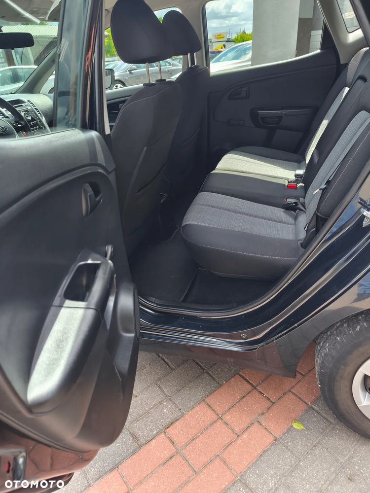 Kia Venga 1.4 CRDi 90 Attract - 18