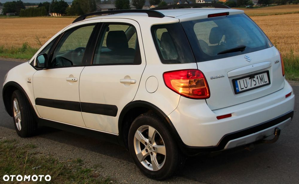 Suzuki SX4 2.0 DDiS 4x2 Comfort - 12