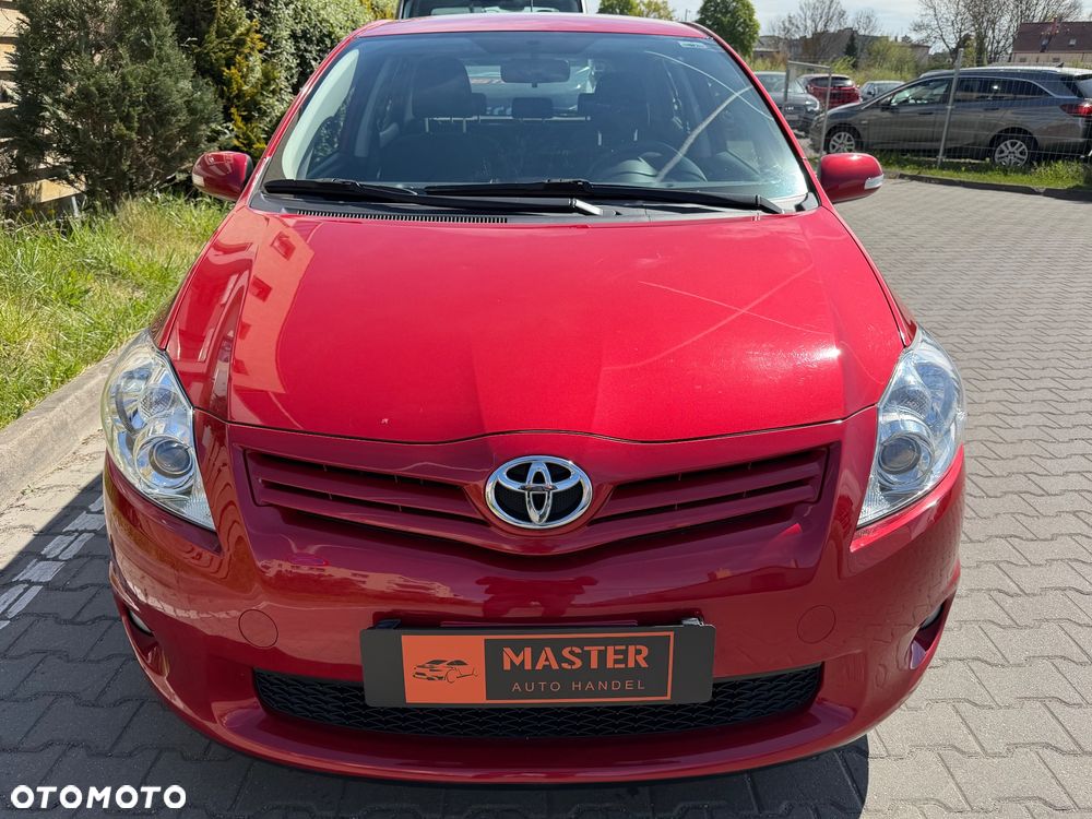 Toyota Auris 1.6 Sol - 11