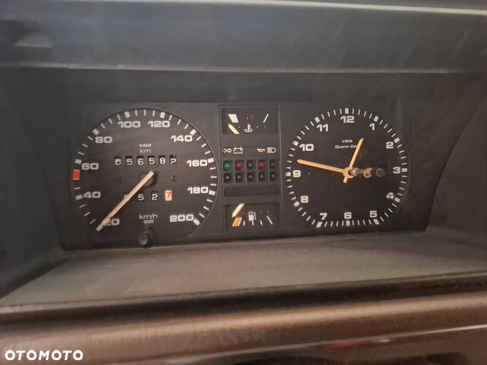 Volkswagen Golf 1.3 CL - 19
