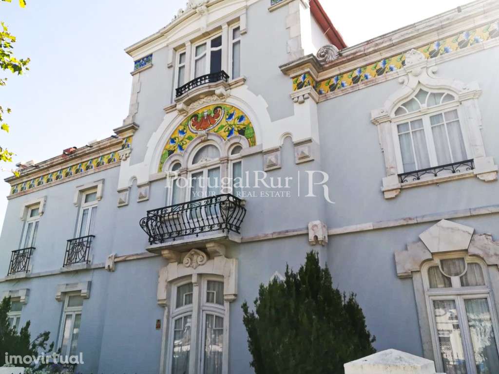 Palacete estilo Arte Nova em Estremoz - Grande imagem: 3/37