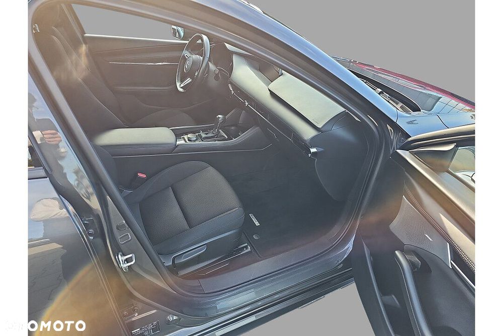 Mazda 3 - 12