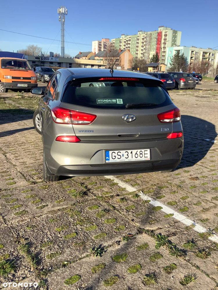 Hyundai i30 1.4 Classic + - 3