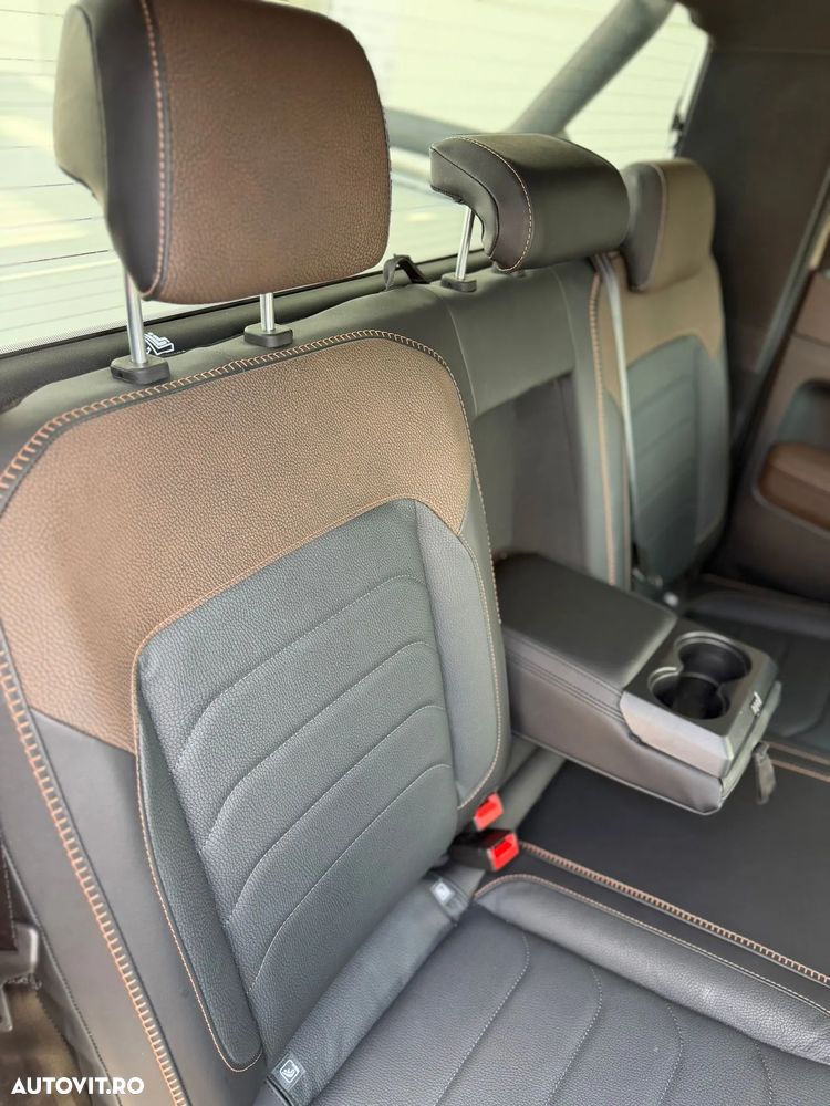 Volkswagen Amarok - 29