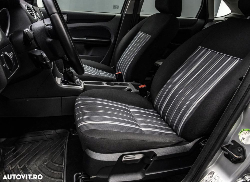 Ford Focus 1.6 TDCi Trend - 11