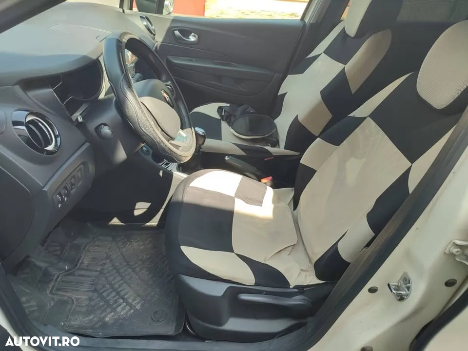 Renault Captur - 6