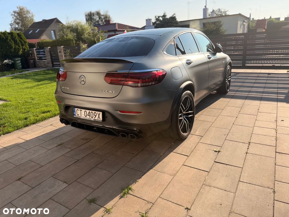 Mercedes-Benz GLC - 7