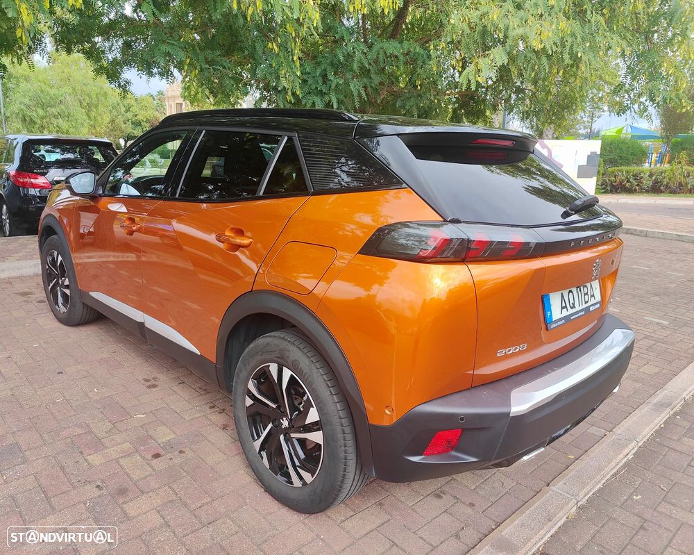 Peugeot 2008 1.2 PureTech GT - 4