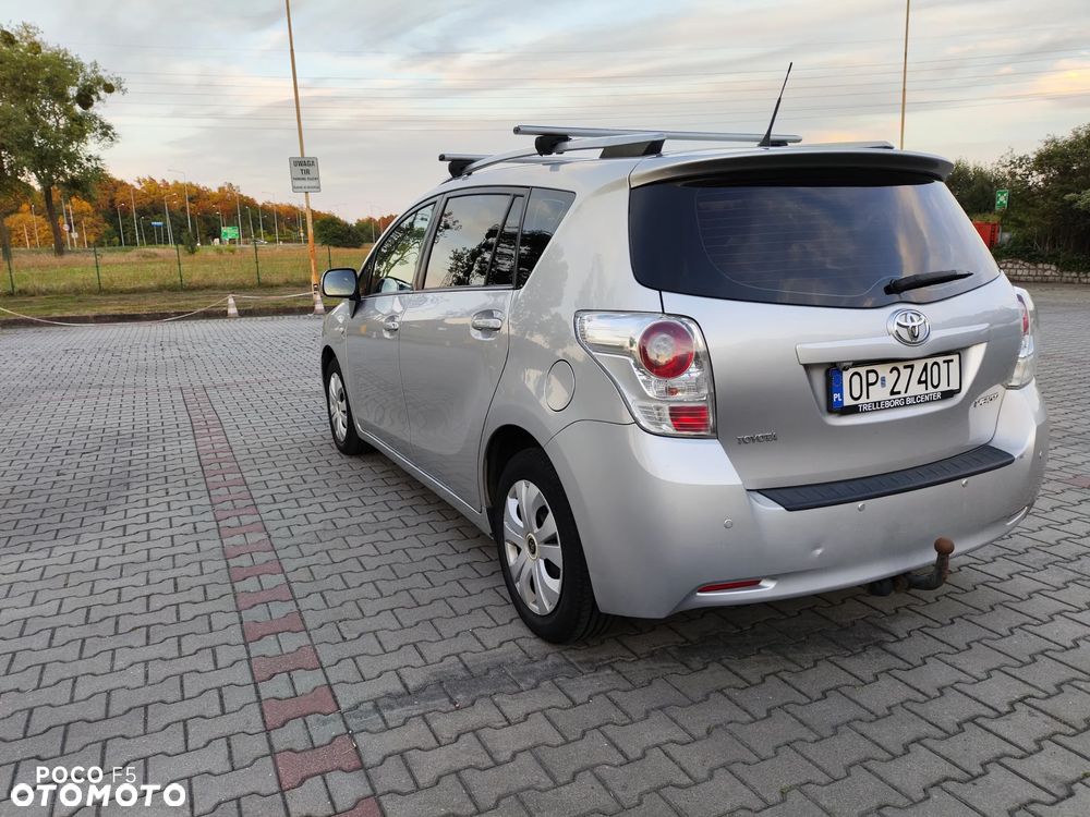 Toyota Verso 1.8 Sol plus 7os - 5