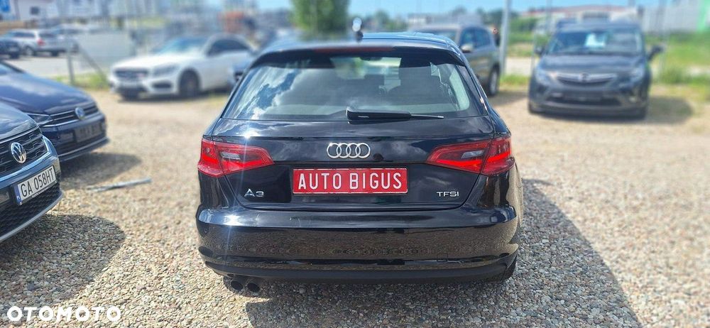 Audi A3 Sportback - 8