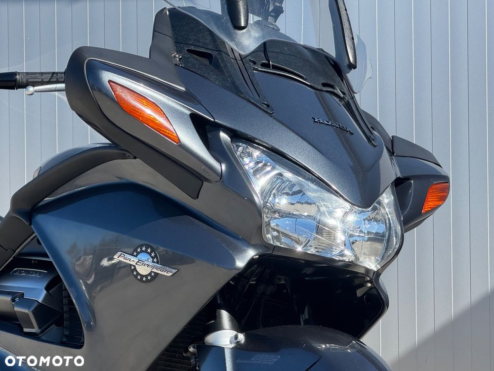 Honda ST - 3