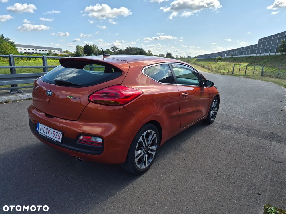Kia Ceed 1.6 GDI Platinum Edition - 34