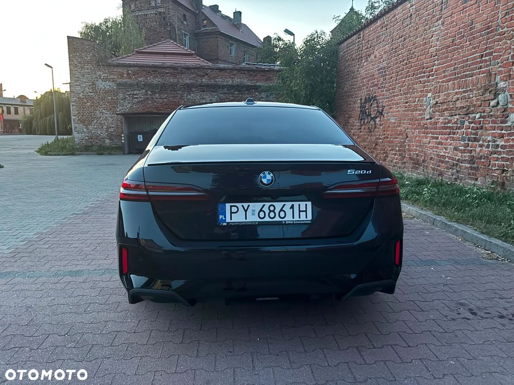 BMW Seria 5 520d mHEV M Sport - 2