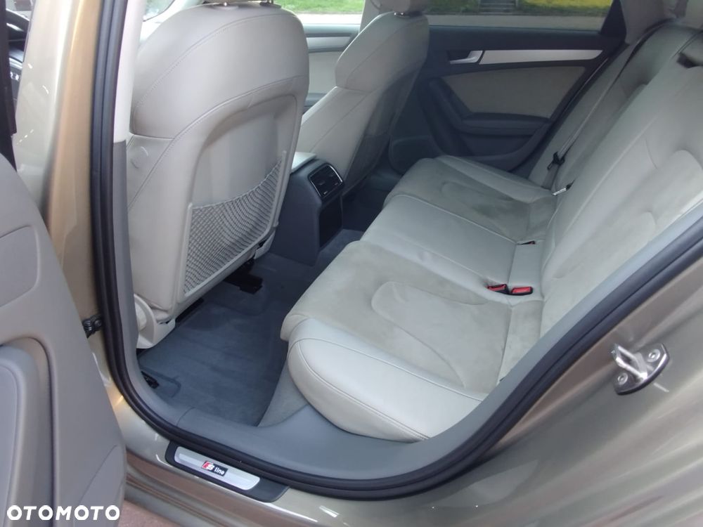Audi A4 Avant 2.0 TDI DPF multitronic S line Sportpaket - 11