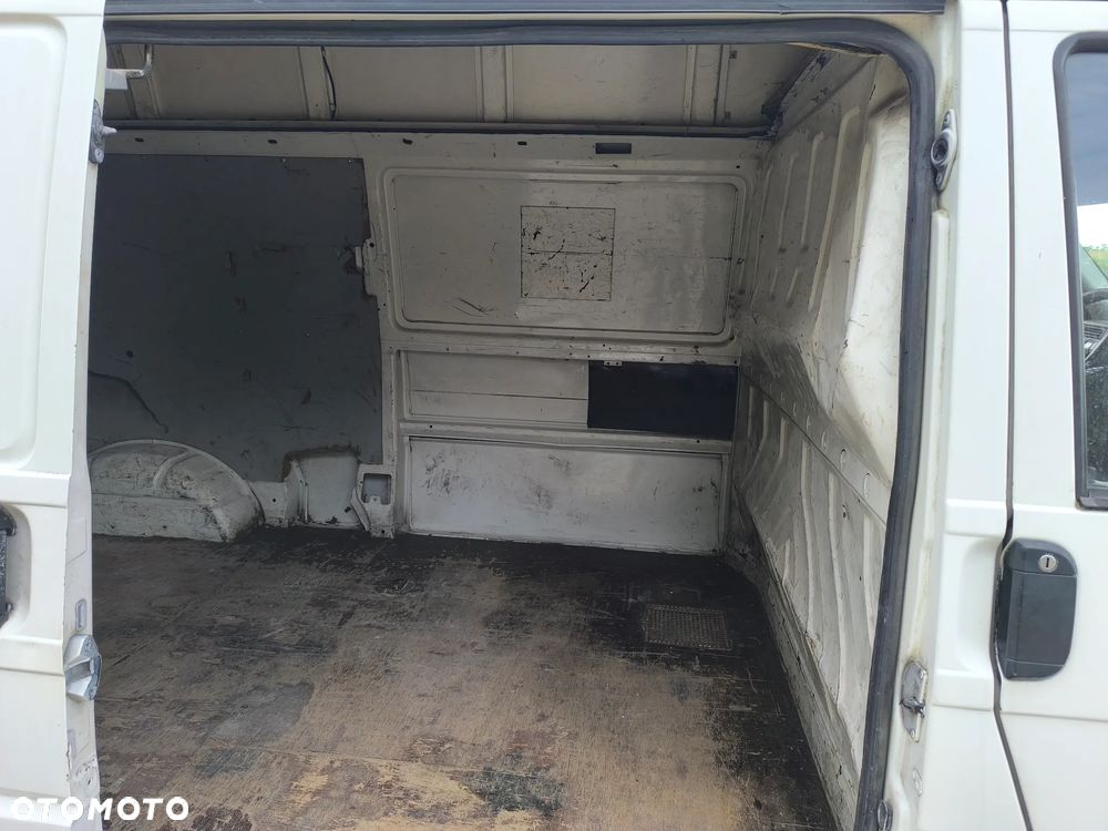 Volkswagen TRANSPORTER T4 - 6