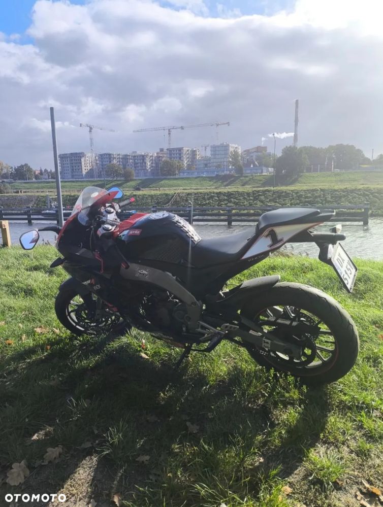 Aprilia RS - 8