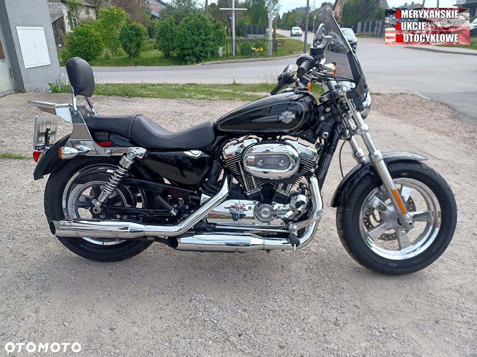 Harley-Davidson Sportster Custom 1200C - 1