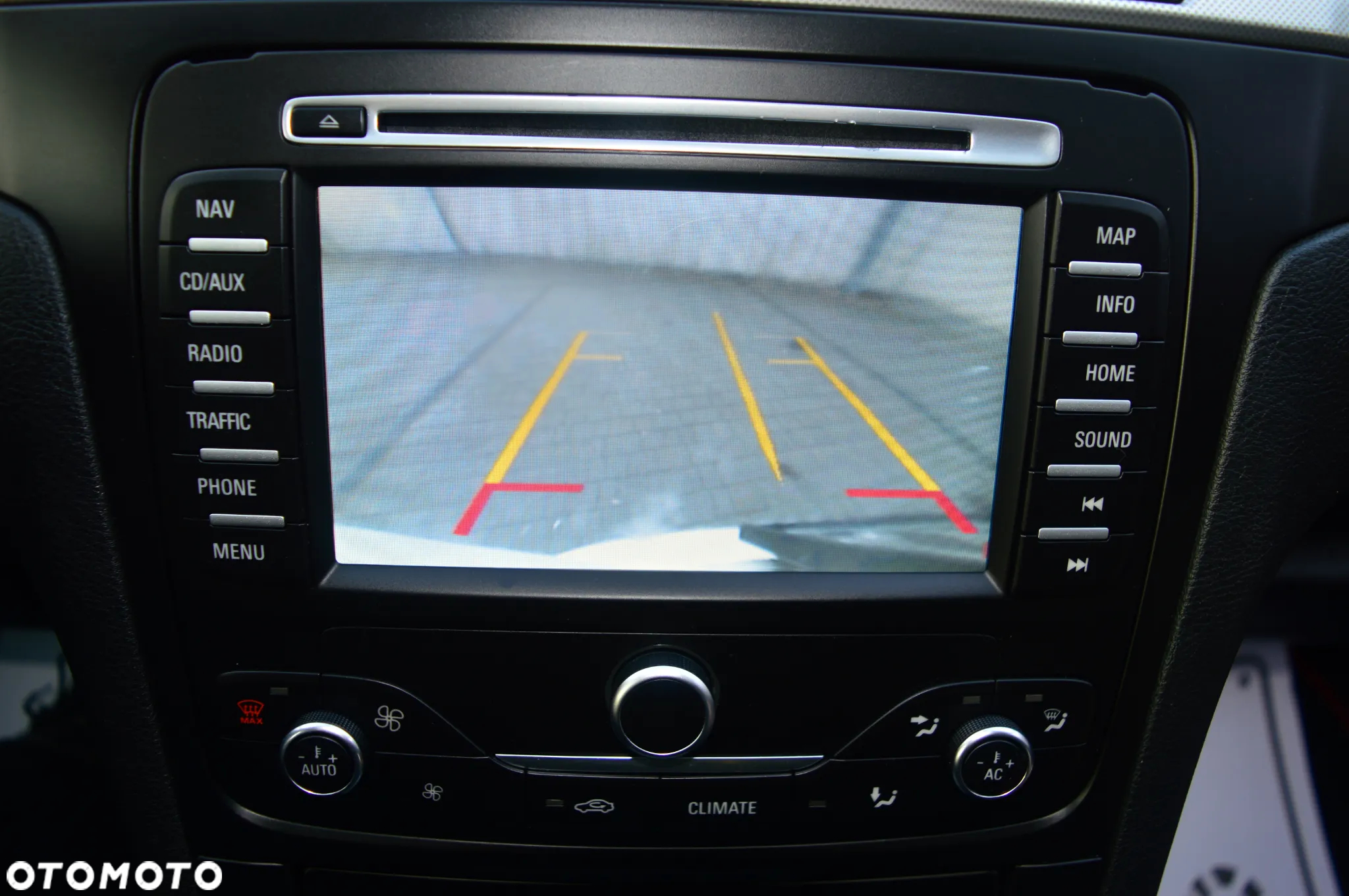 Ford S-Max - 25