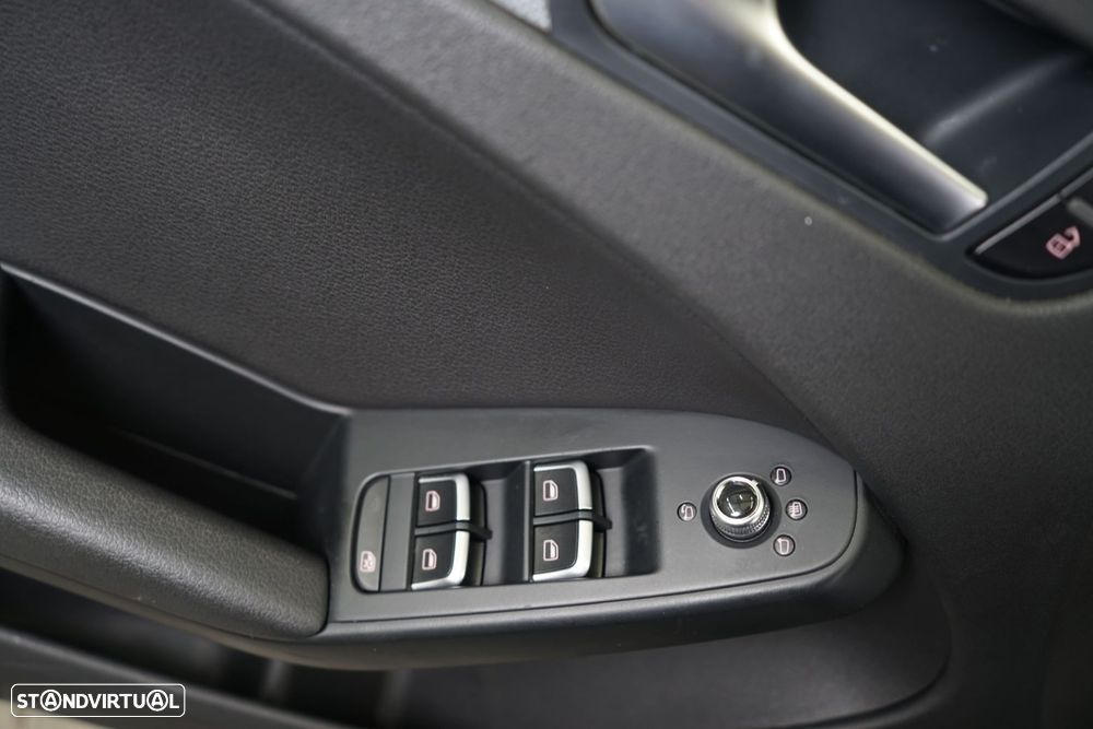 Audi A4 Avant 2.0 TDI Multitronic Business Line S-line - 21