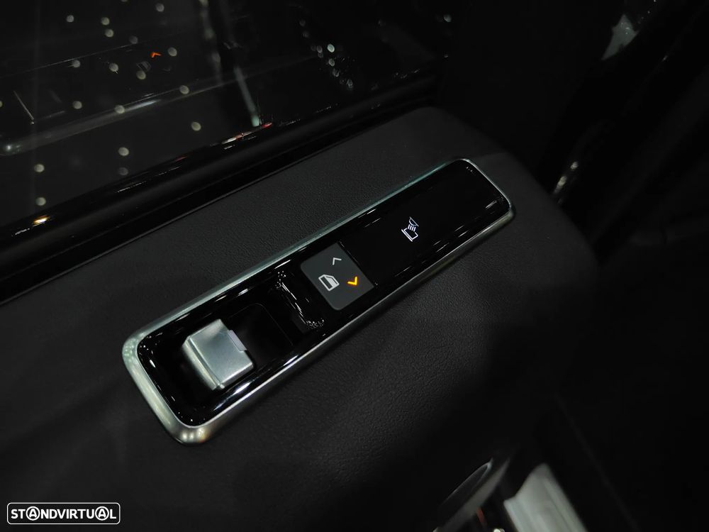 Land Rover Range Rover P400e Plug-in Hybrid Vogue - 23