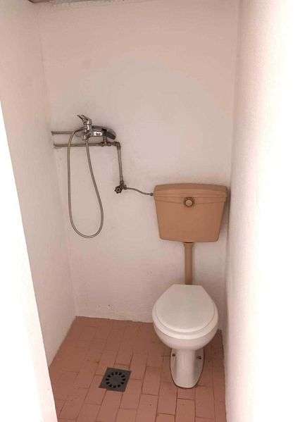 Garagem com porta para a rua - Algueirão - Grande imagem: 2/5