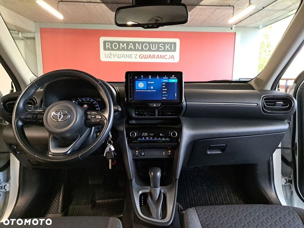 Toyota Yaris Cross Hybrid 1.5 Comfort 4x4 - 19