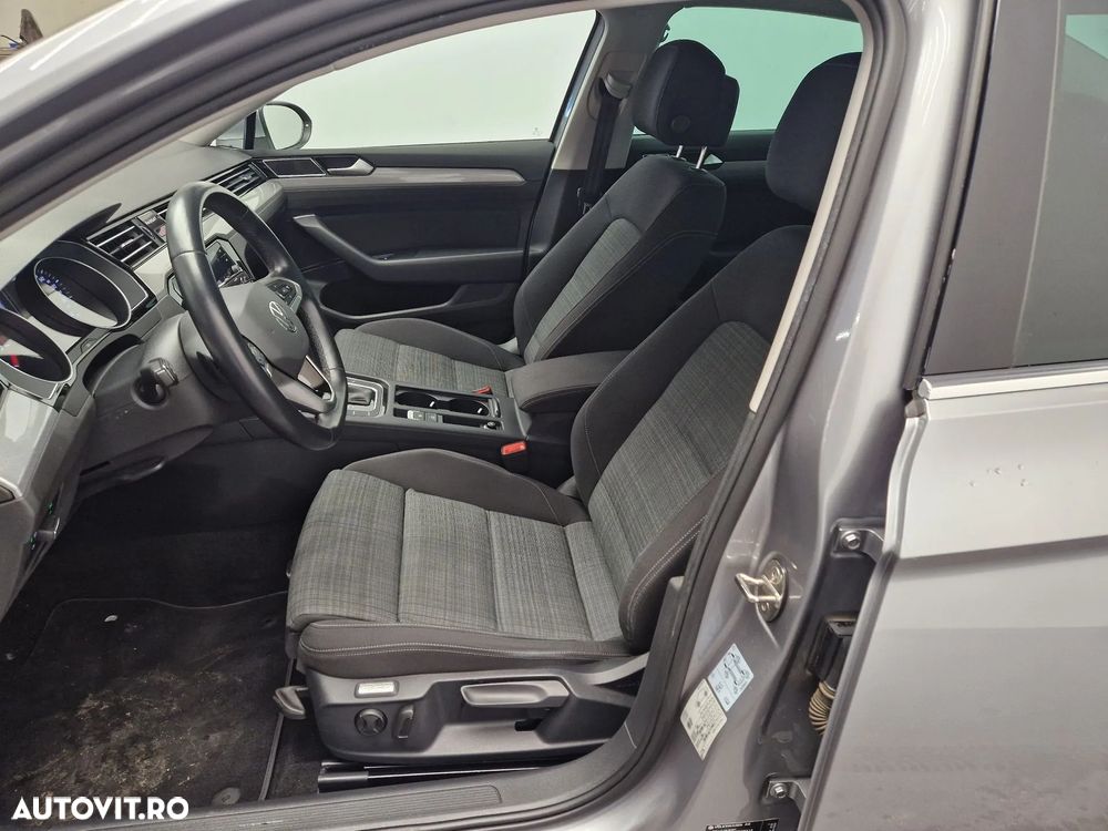 Volkswagen Passat 1.5 TSI ACT DSG Comfortline - 8