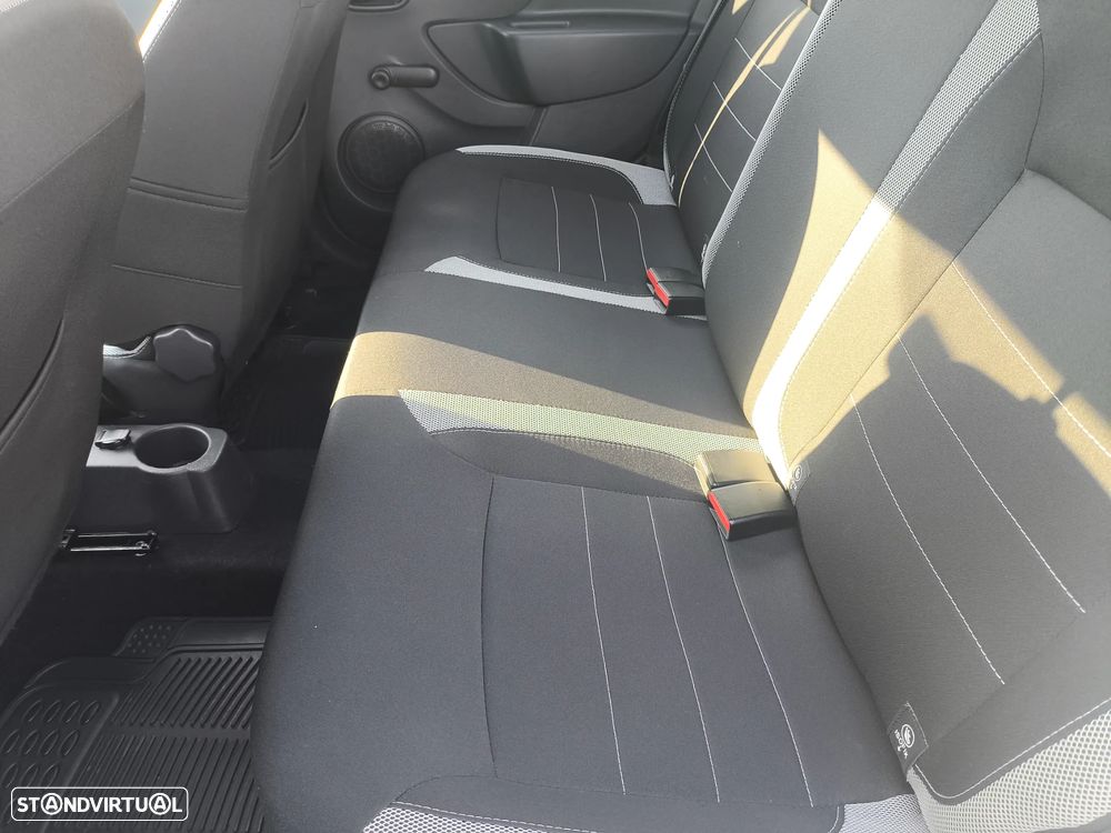 Dacia Sandero SCe 75 Essentiel - 21