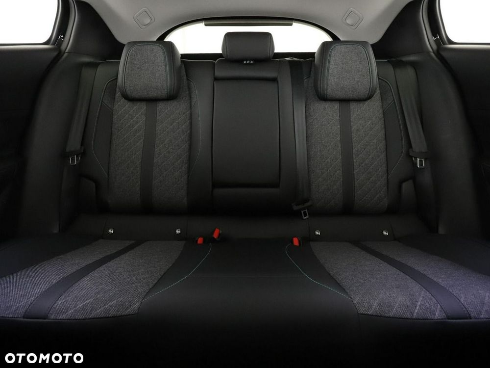 Peugeot 408 1.2 PureTech Allure Pack S&S EAT8 - 19