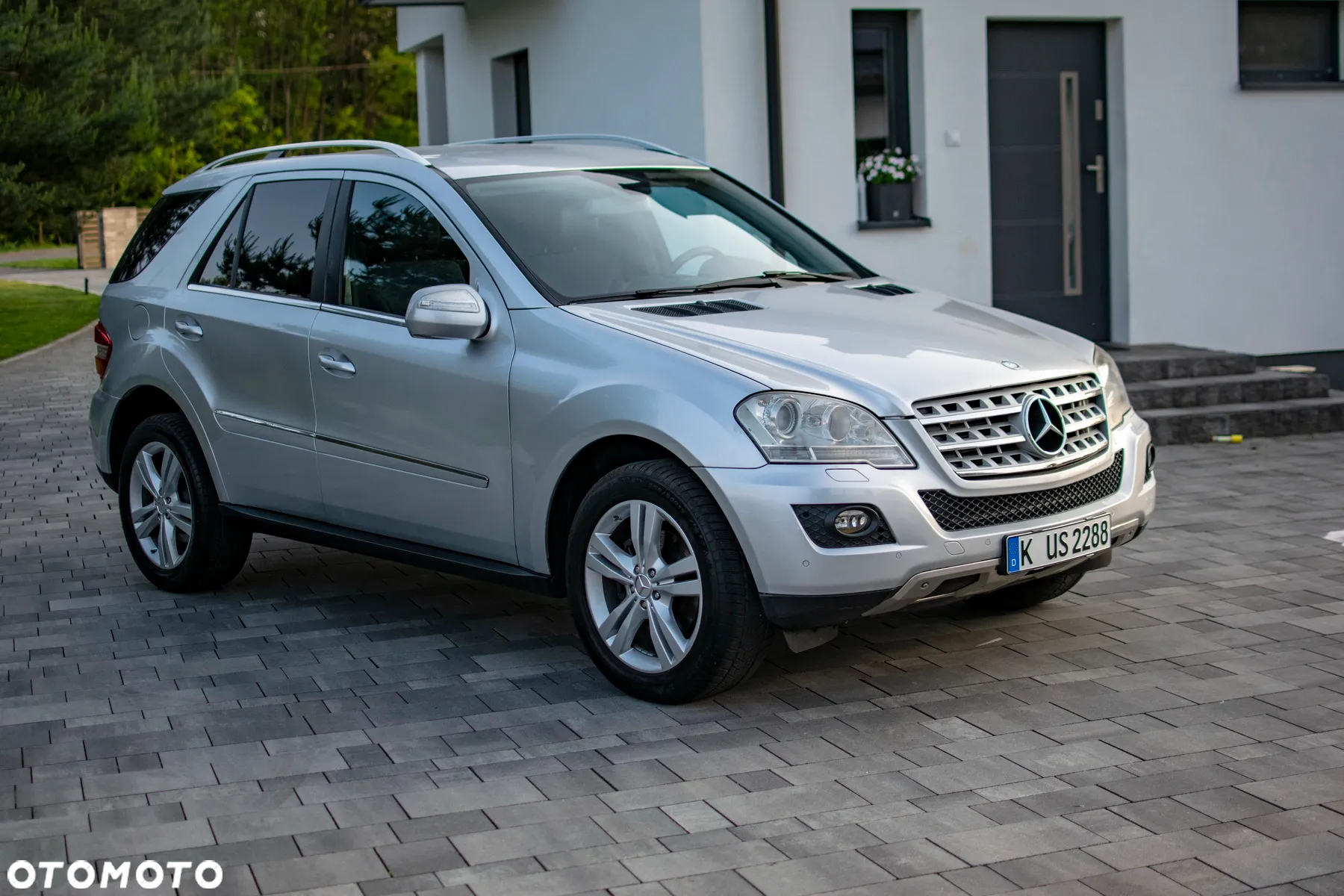 Mercedes-Benz ML - 11