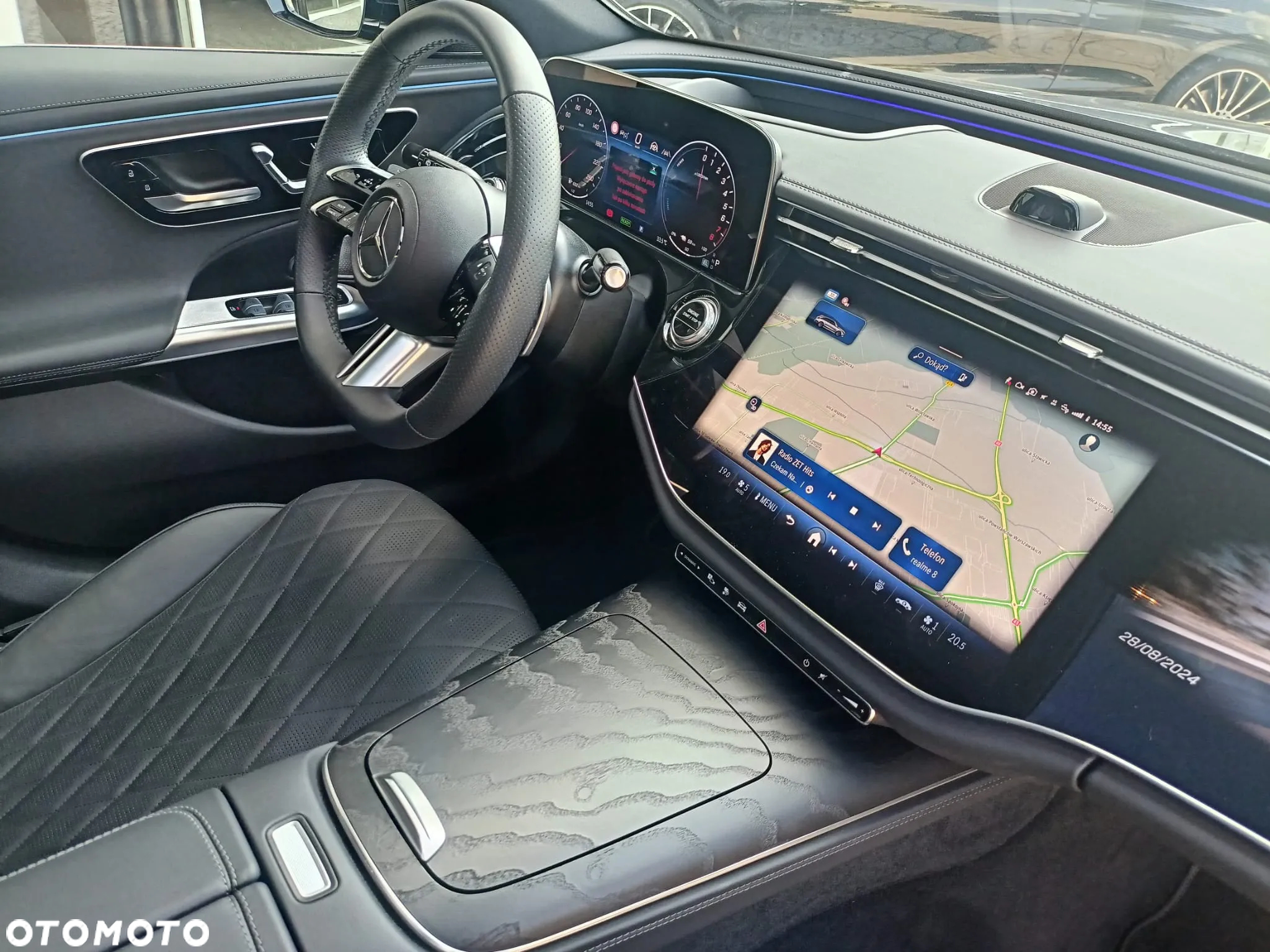 Mercedes-Benz Klasa E 300 PHEV AMG 9G-Tronic - 28
