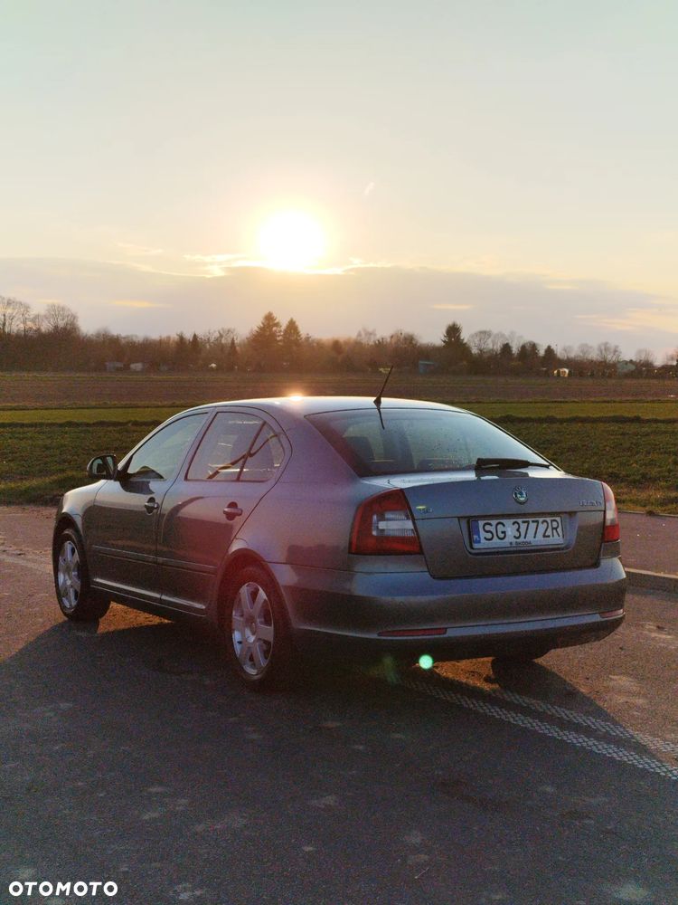 Skoda Octavia 1.4 TSI Ambiente - 6