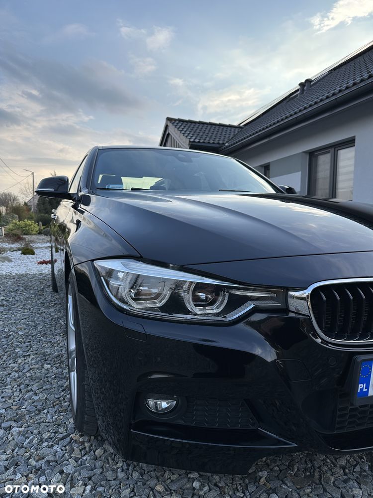 BMW Seria 3 320d xDrive M Sport - 13