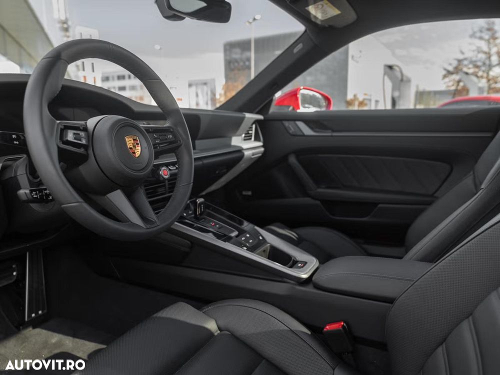 Porsche 911 Carrera PDK - 8