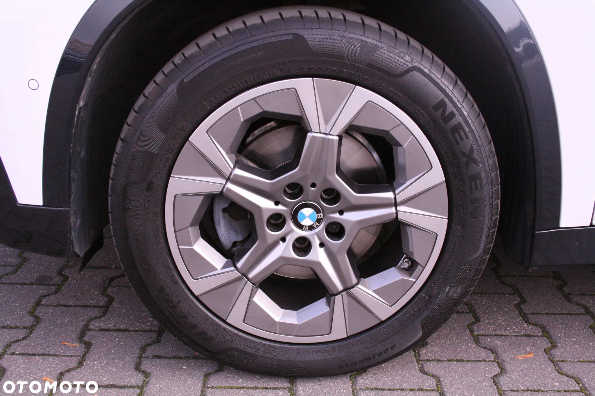BMW X1 sDrive18i xLine - 20