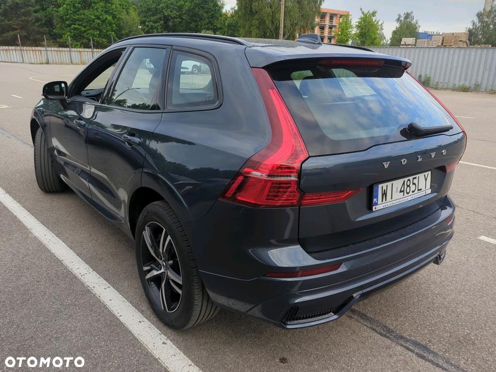 Volvo XC 60 T6 Plug-In Hybrid AWD Ultra Dark - 4