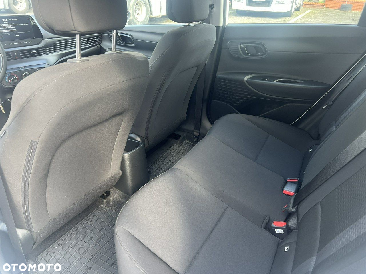 Hyundai i20 - 13