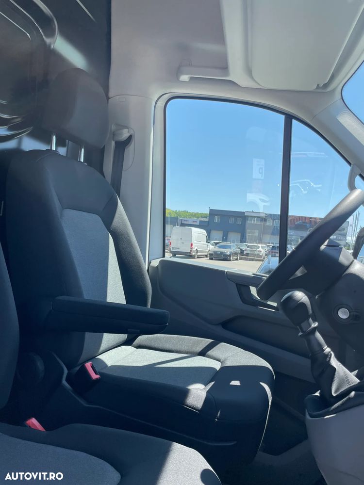 Volkswagen Crafter - 25