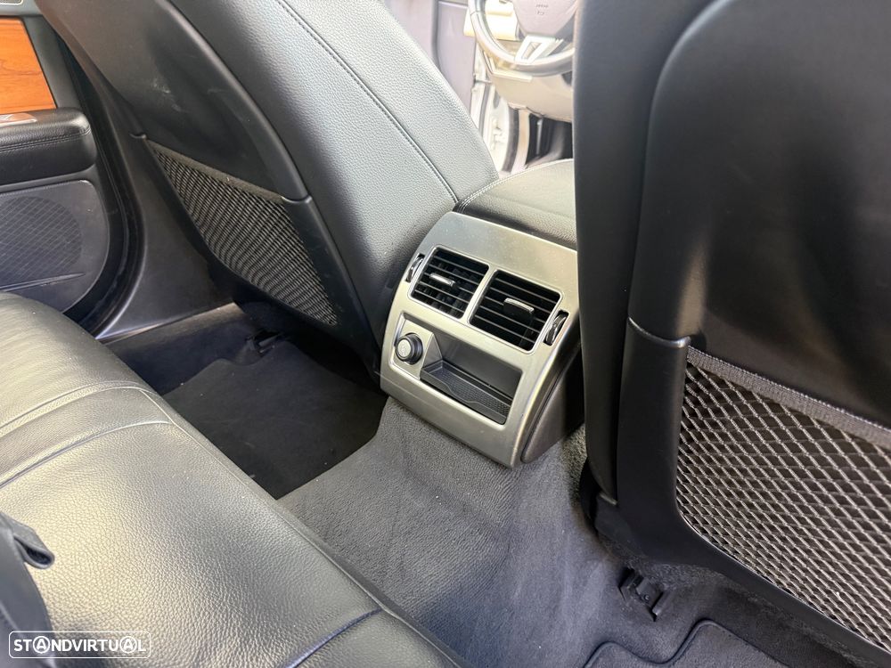 Jaguar XF Sportbrake 2.2 D Luxury - 10
