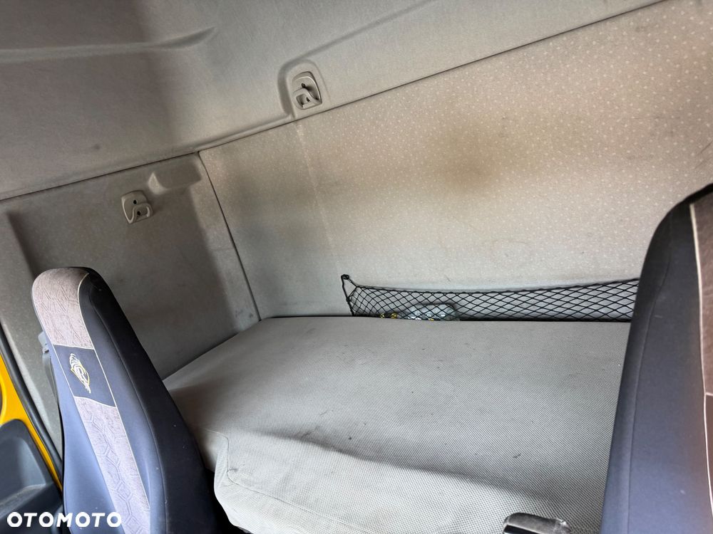 Renault Premium - 17